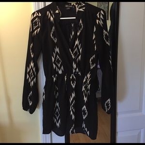 Aztec black super cute romper!