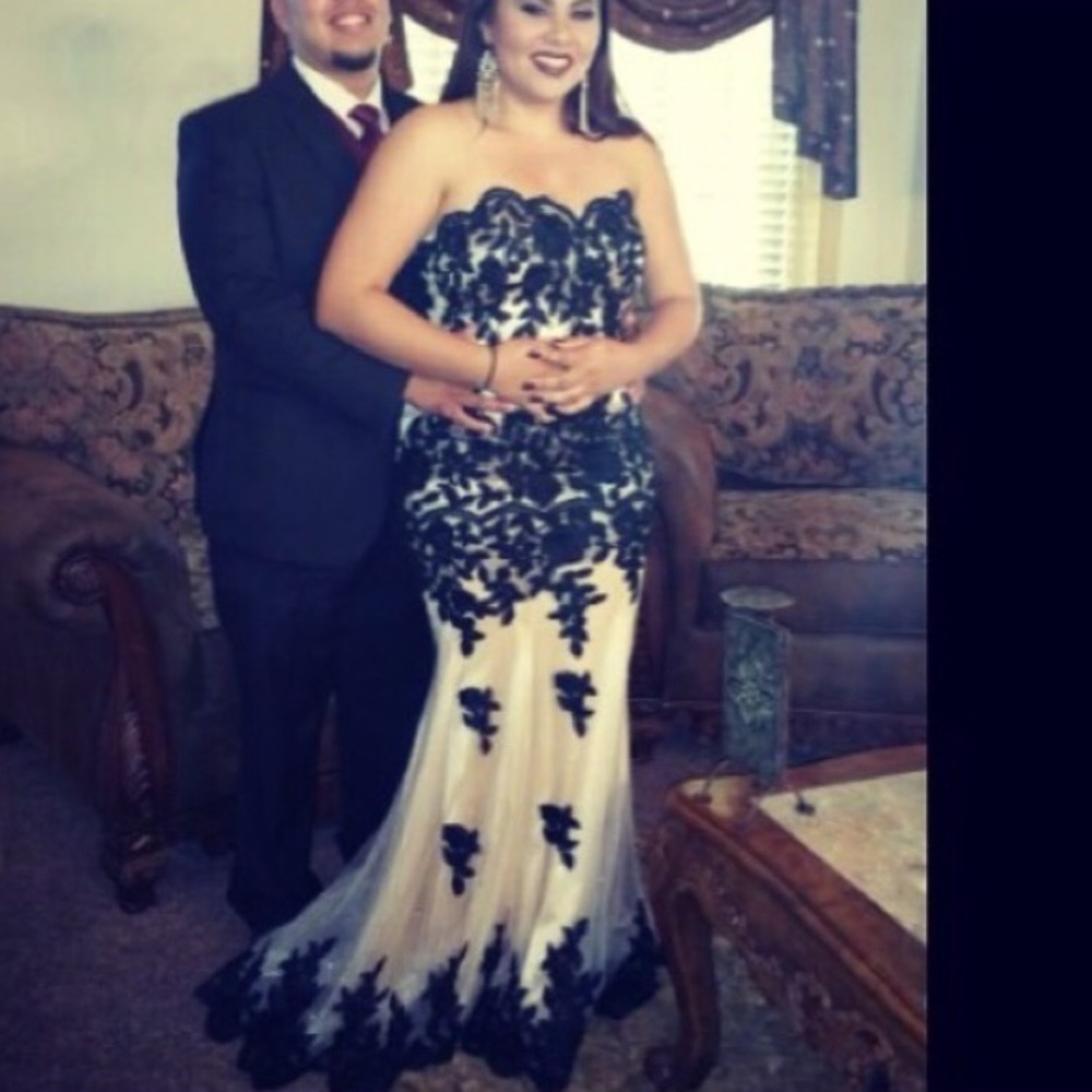 Prom Dress - Picture 4 of 4