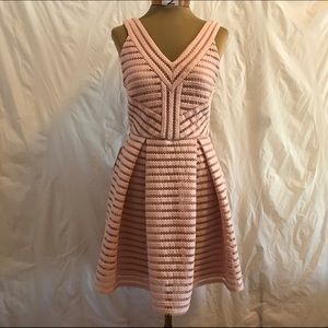 SOLD🚫Forever 21 V neck fit and flare pink dress