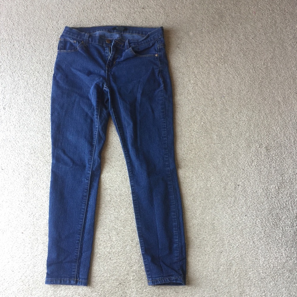 F21 High Wasted Dark Jeans