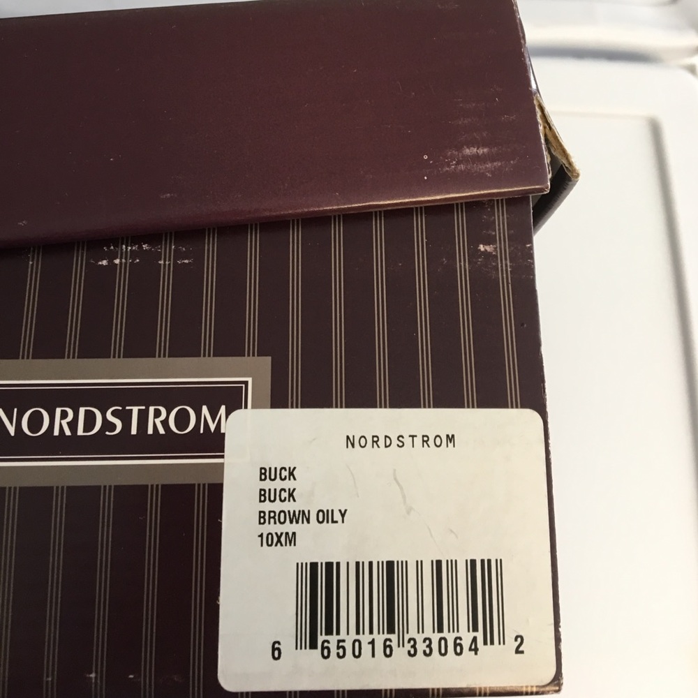 Men Shoe - Picture 5 of 5