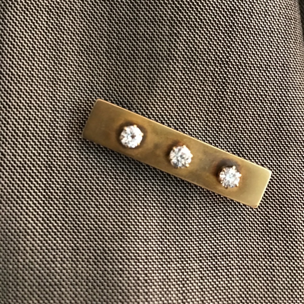 Antique 3 diamond and gold pin