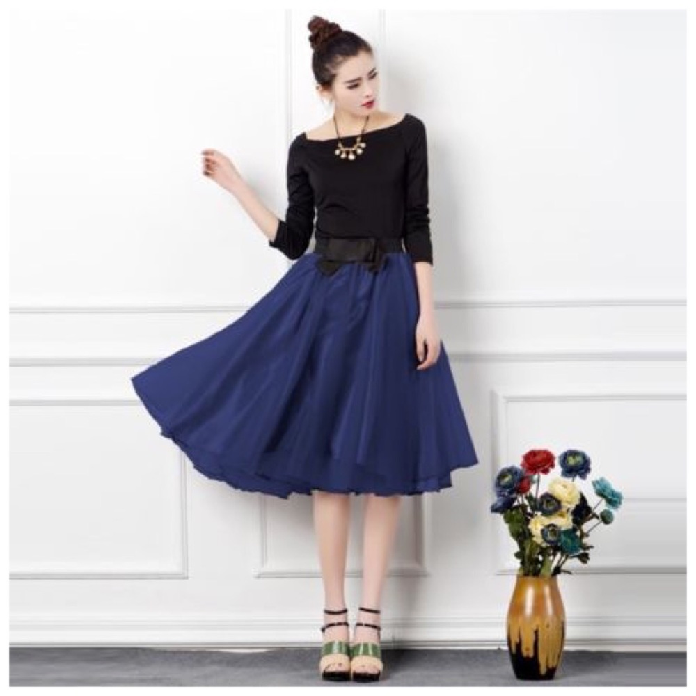 Blue Tulle Organza Skirt - Picture 3 of 4