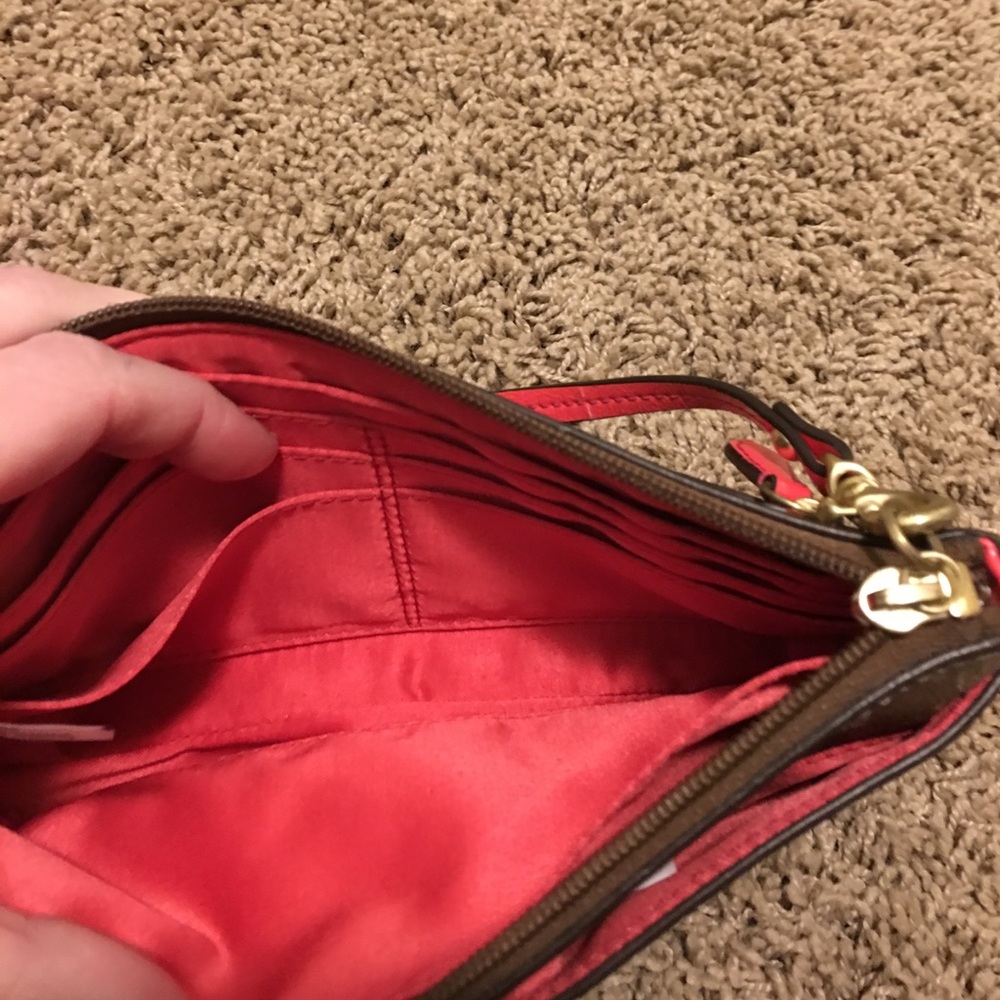 Coach wristlet - Picture 2 of 2