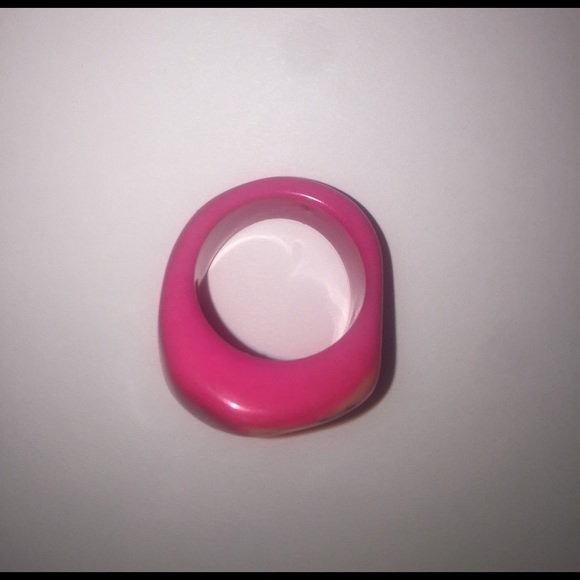 Buy 1 get 1 FREE! Brand new pink ring - Picture 4 of 5