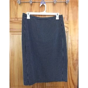 Merona Size 8 Patterned Skirt
