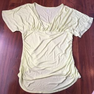 NEW YORK & COMPANY / light lime green top 🥝