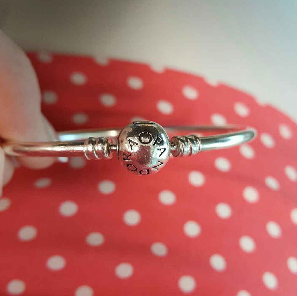 Authentic Pandora Bangle