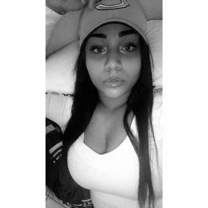 Meet your Posher, Yannie