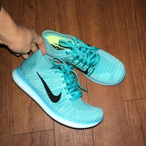 Nike Flynit