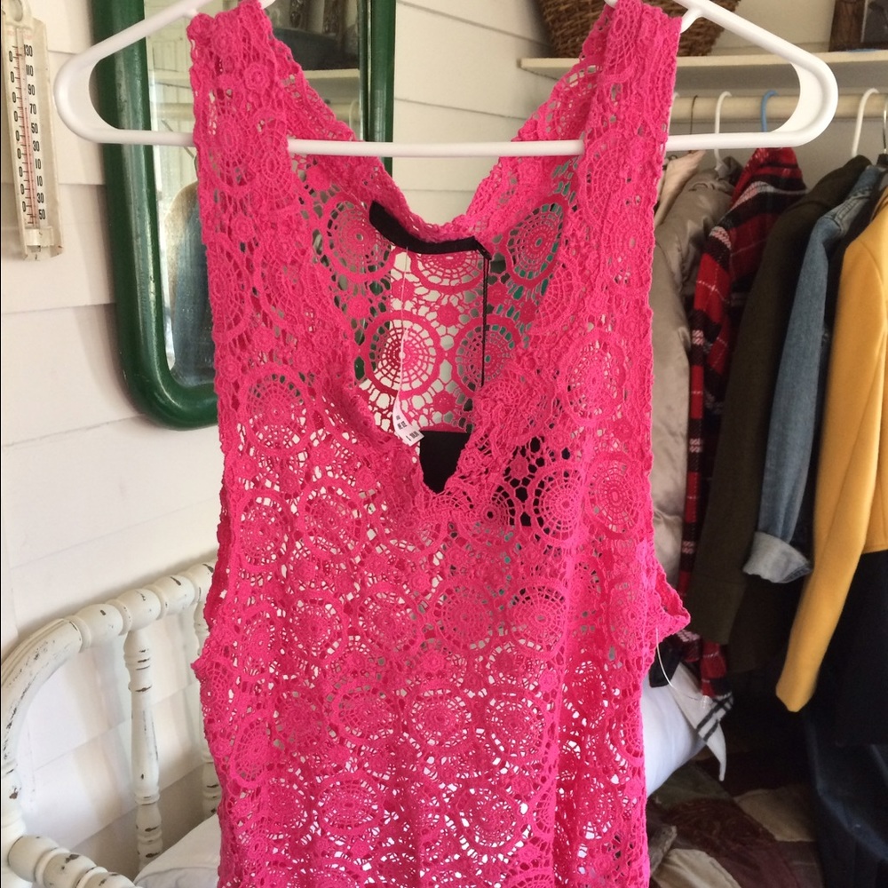 Story of Lola Fushia Lace top