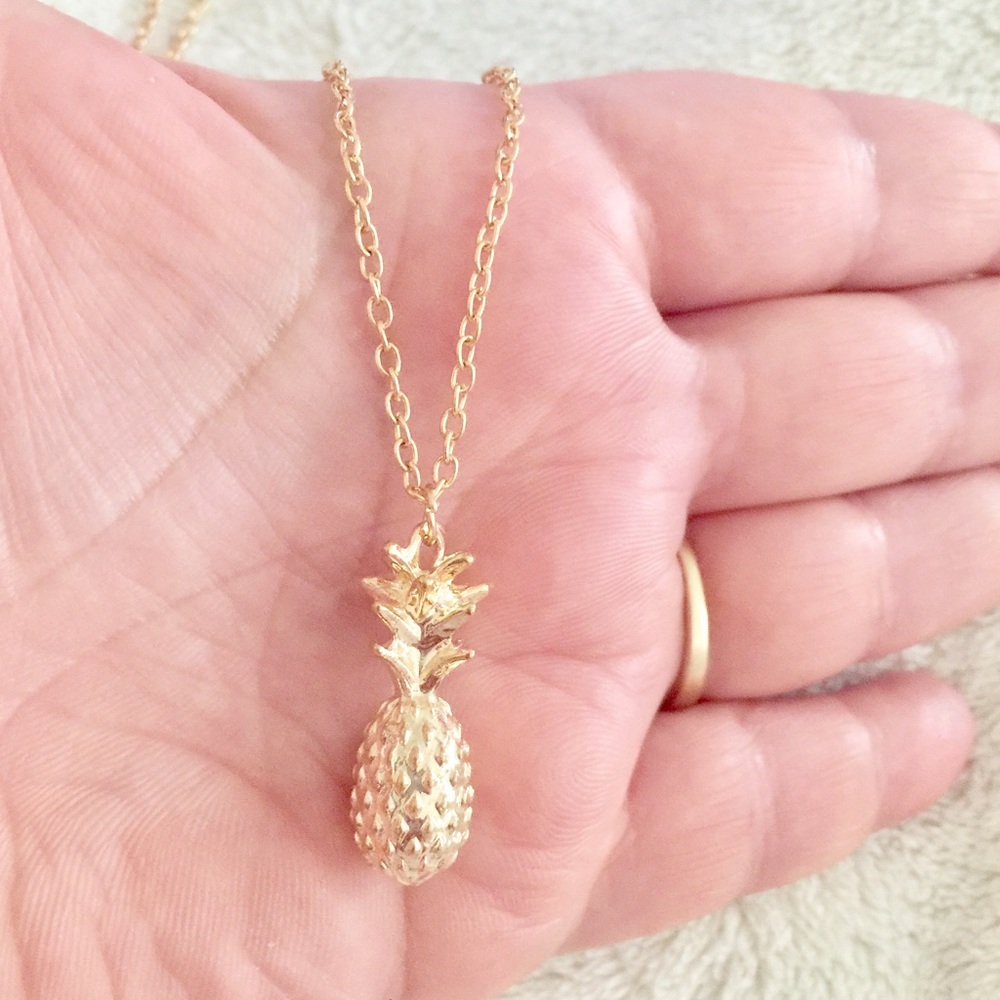 Hawaiian Pineapple Necklace. NEW!!! 🍍 - Picture 4 of 5