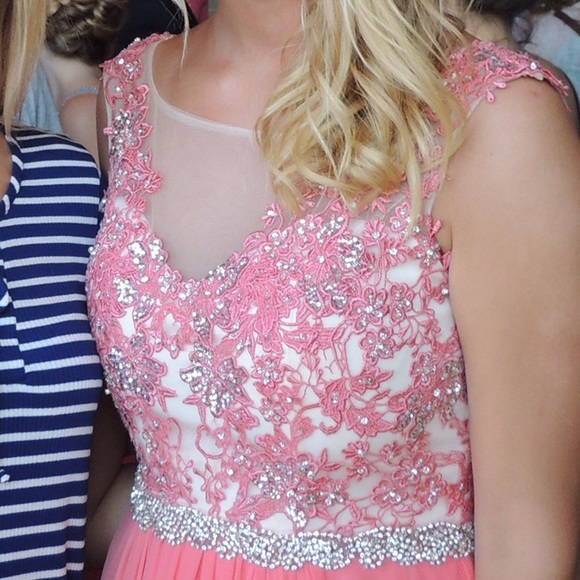 Prom Dress - Picture 2 of 4