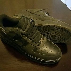 Men's Nike sneakers