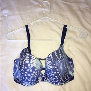 32DD Front Close Victoria Secret Bra- worn once