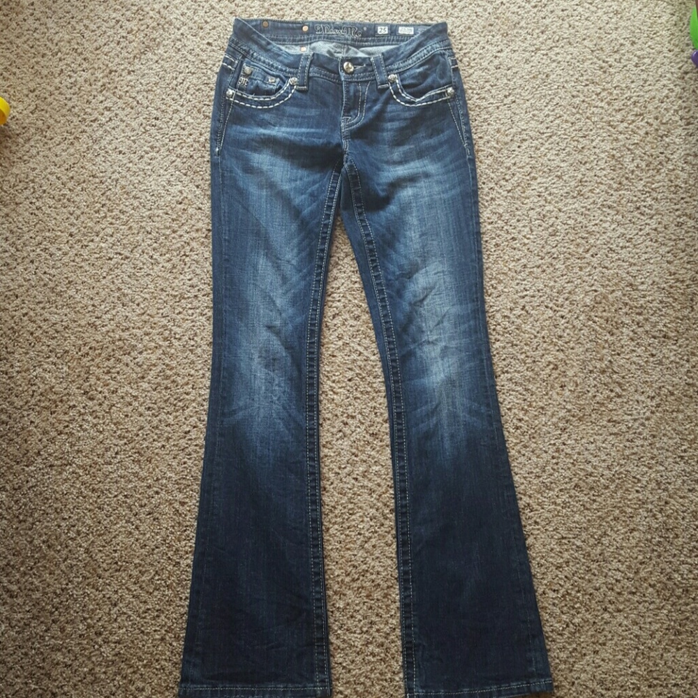 Sold*Miss Me Mid -Rise jeans - Picture 2 of 4