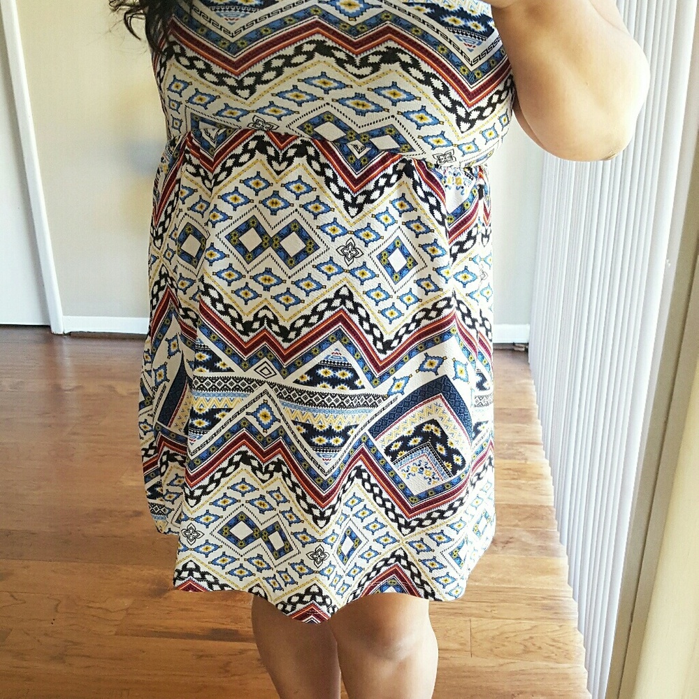DRESS