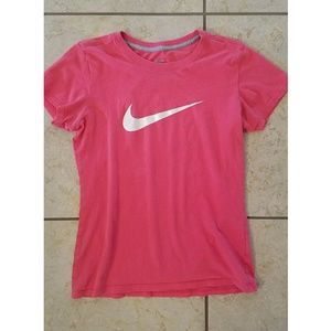 NIKE Slim Fit T-shirt Size Small