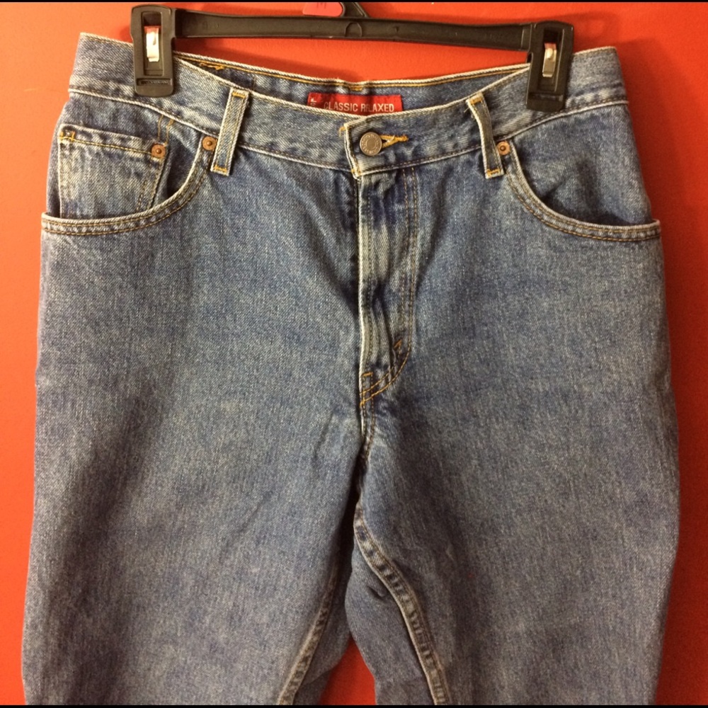 High waisted jeans