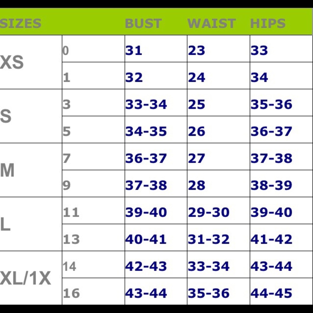 🌟SALE🌟 White Royal Print Top - Picture 4 of 5