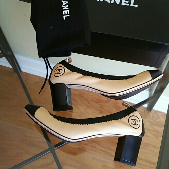 Authentic chanel shoes - Picture 2 of 8