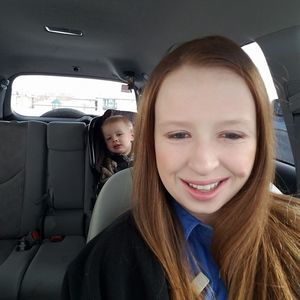 Meet your Posher, Kayla