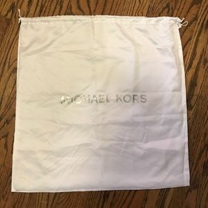 Michael Kors Large Dust Cover