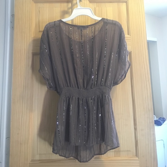 Jenifer Lopez dress shirt - Picture 3 of 3