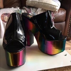 YRU platform heels