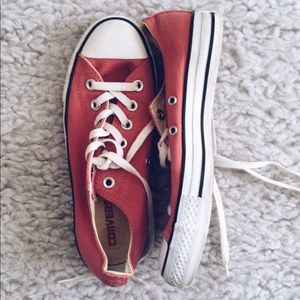 Vintage Red Women's Converse All-Star