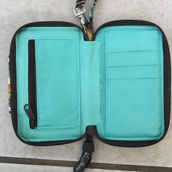 Vera Bradley iPhone 5 wristlet - Picture 3 of 3