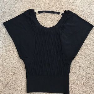 Short sleeve, doleman sweater top