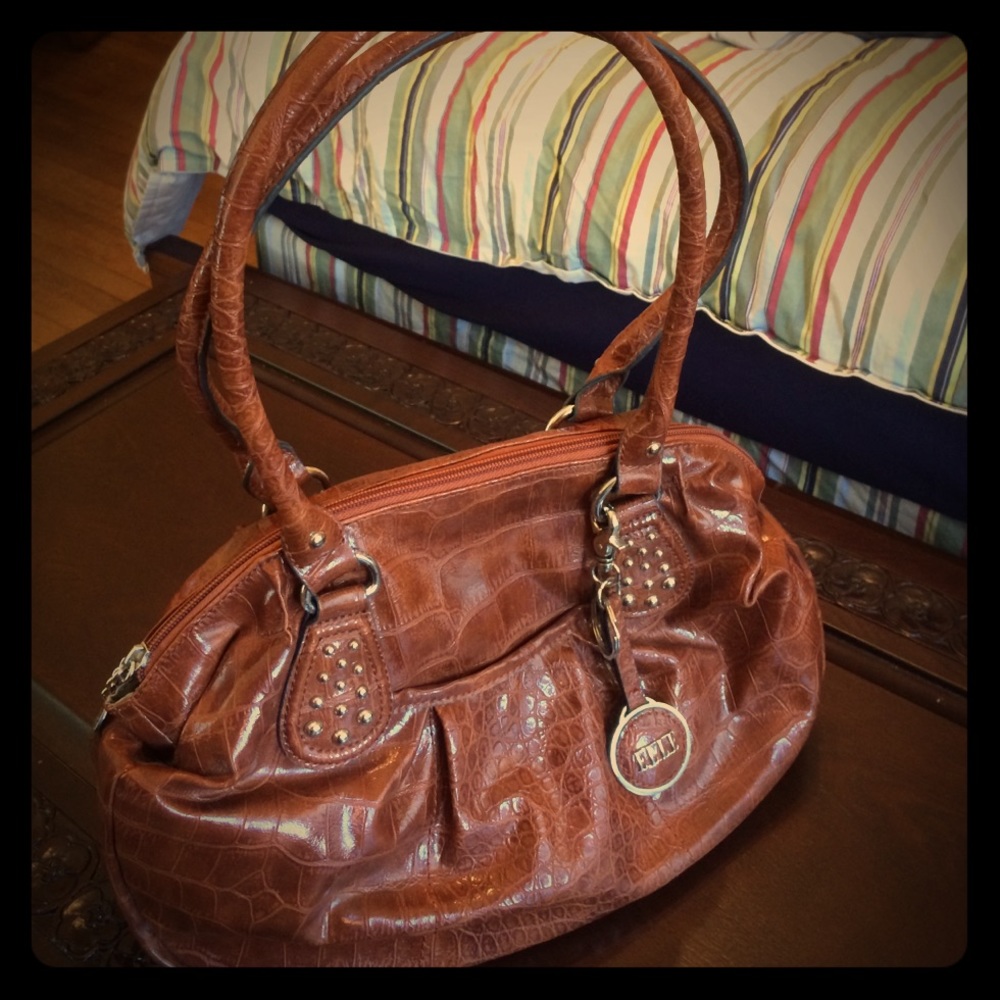 ELLE purse, NWOT, warm brown faux reptile skin