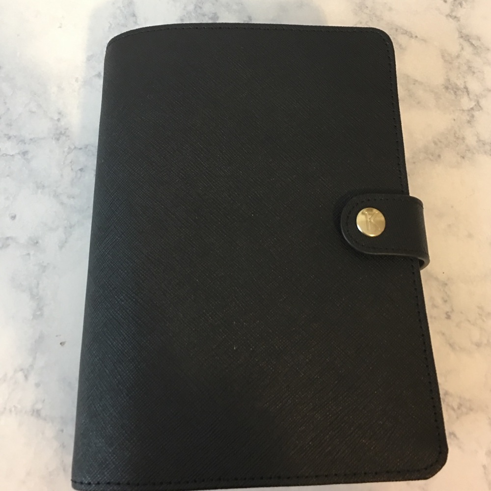 Kikki K Medium Lifeplanner Black w/gold hardware
