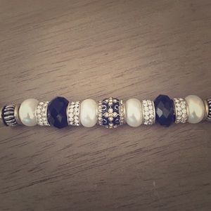 Pearl and black bead bracelet