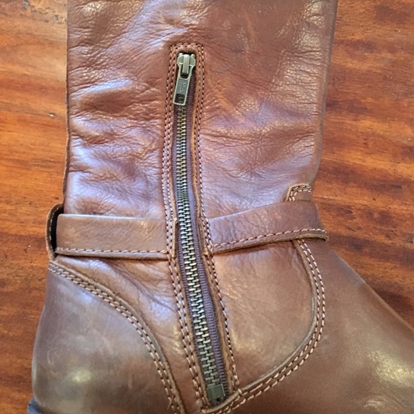 Frye Boots - Picture 5 of 8