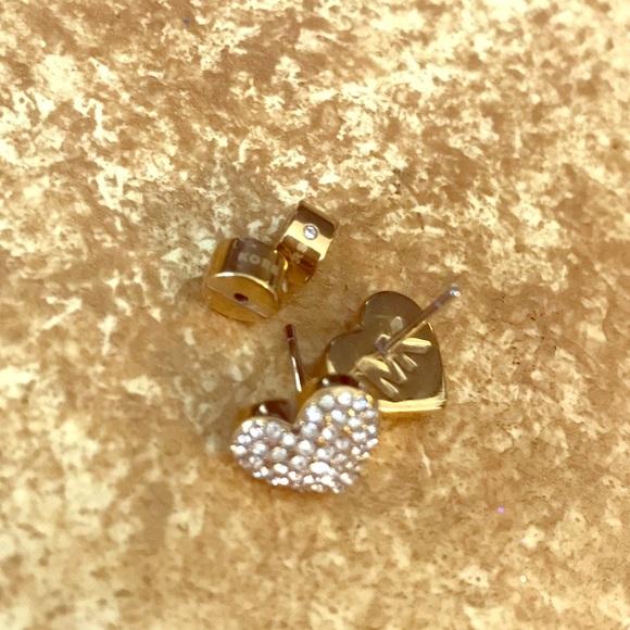 Michael Kors Gorgeous Gold Pave Heart Post Earring - Picture 2 of 4