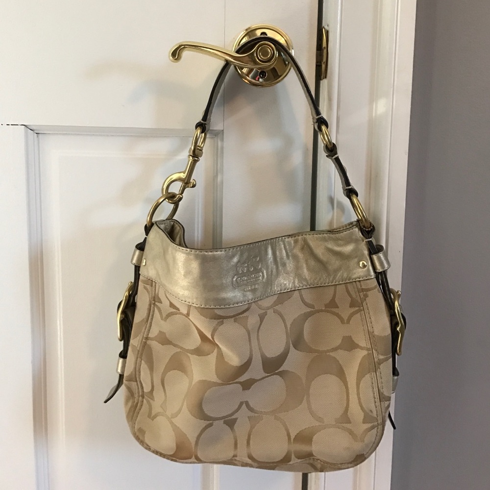 Cream/gold Coach Zoe