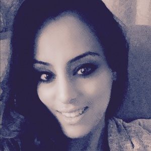 Meet your Posher, Isamar