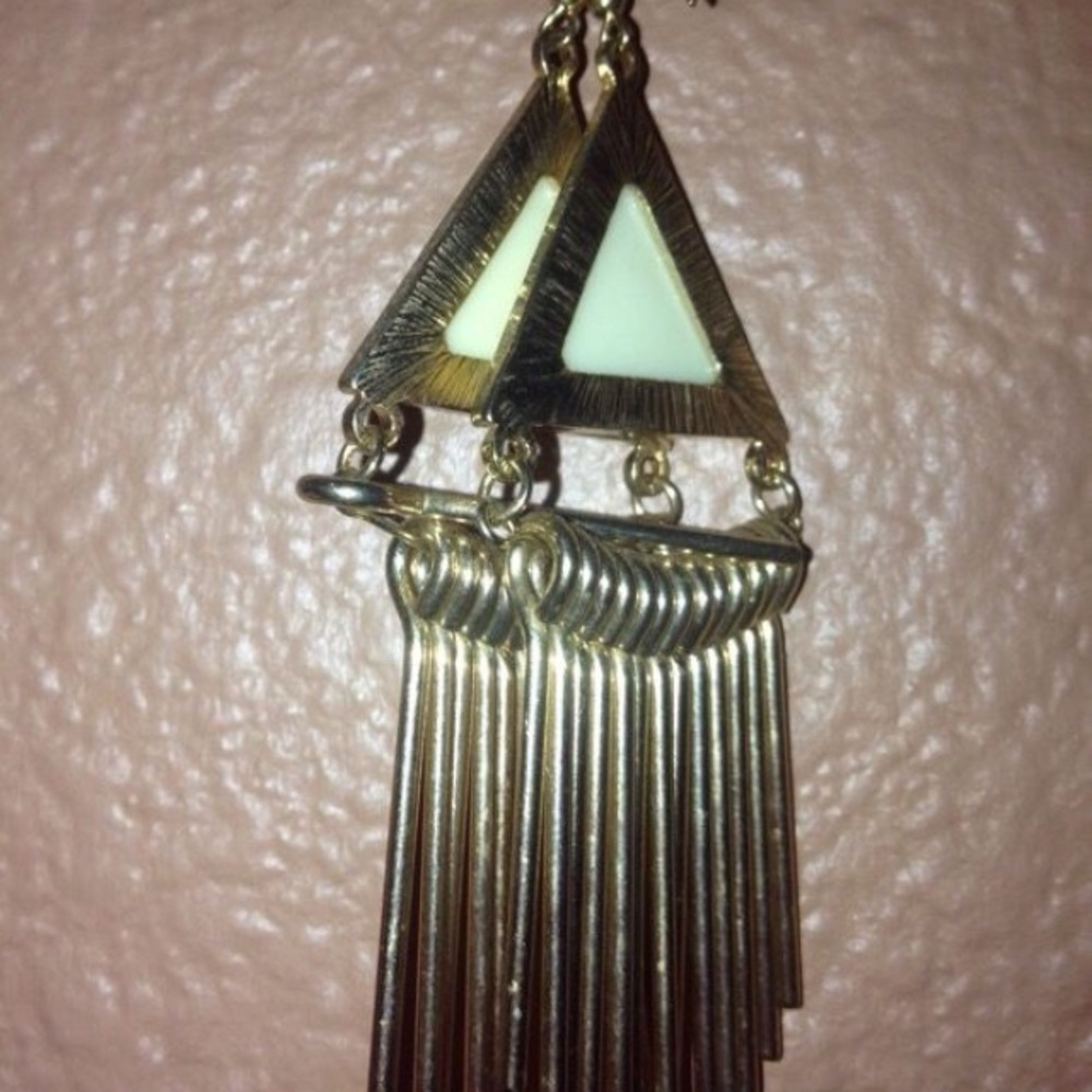 Earnings - Picture 2 of 2