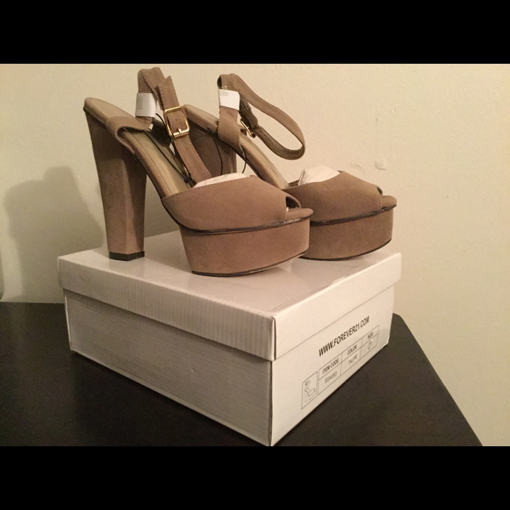 Forever 21 Taupe Platform Heels Sandals Various Sz