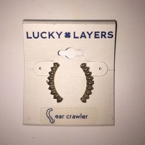 Lucky Brand Ear crawler
