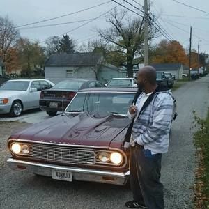 Meet your Posher, Roy