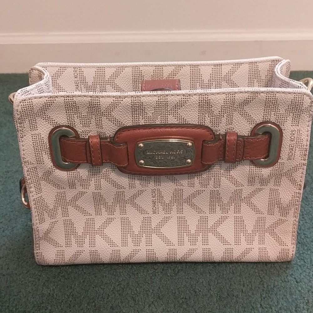 Michael Kors Crossbody