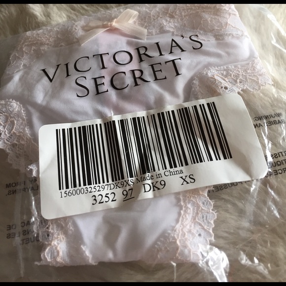 Victoria's Secret Lace Trim Thong - Picture 4 of 5