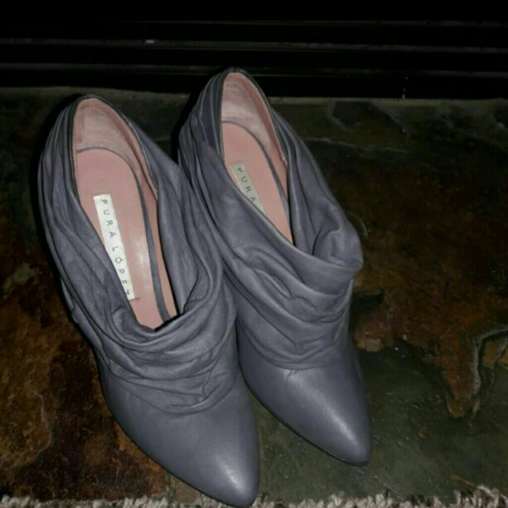 Pura Lopez gray slouchy booties