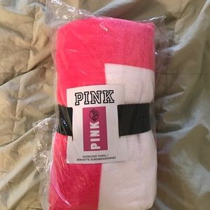 Oversized PINK towel