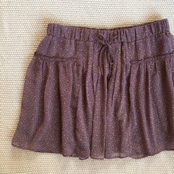 Old Navy Dresses & Skirts - 🔥Take 50% Off🔥 Floral Skirt