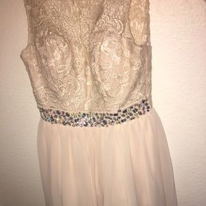 Masquerade Lace Sleeveless Party/Homecoming Dress