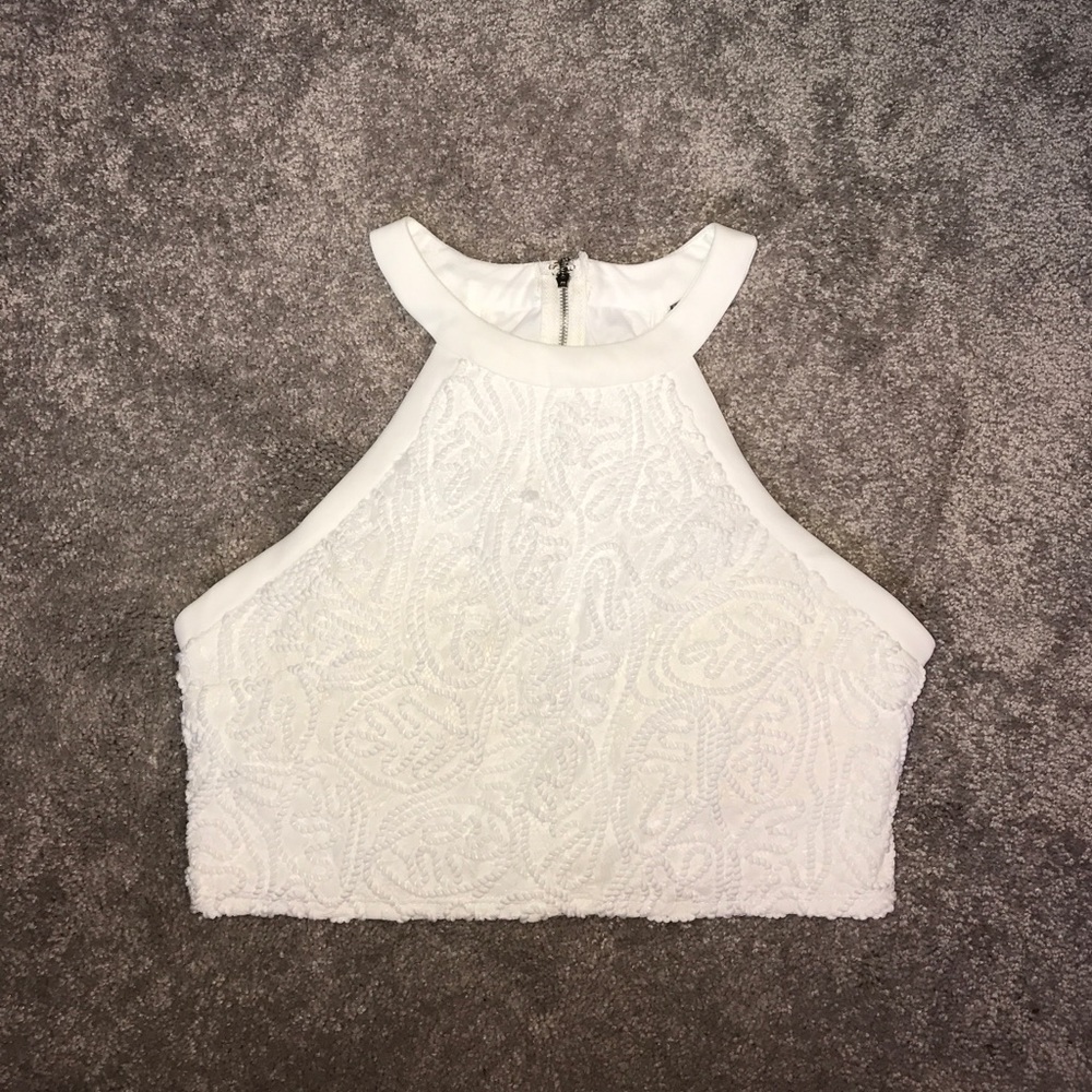 Crop top